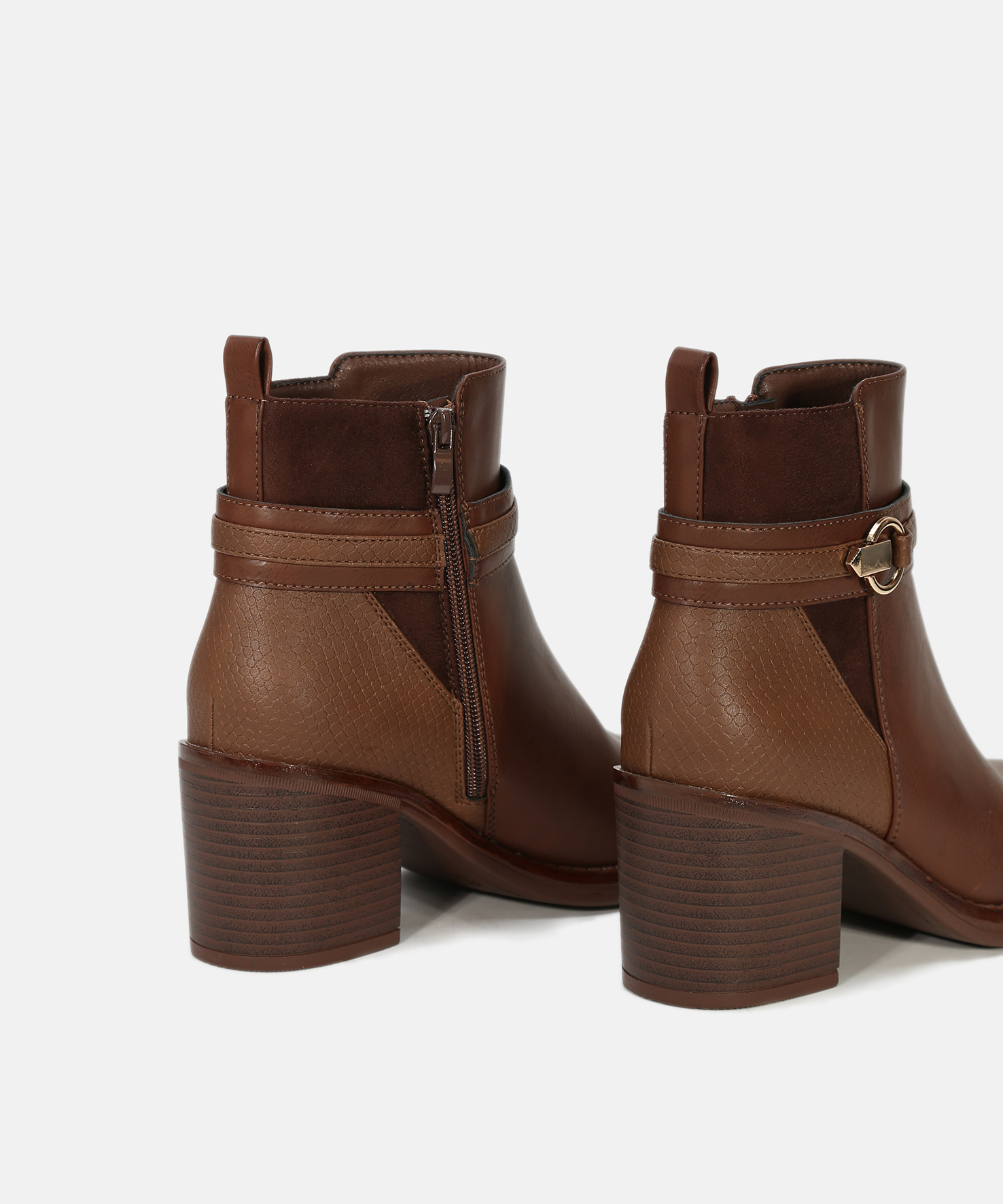 Botines combinados hebilla image number null